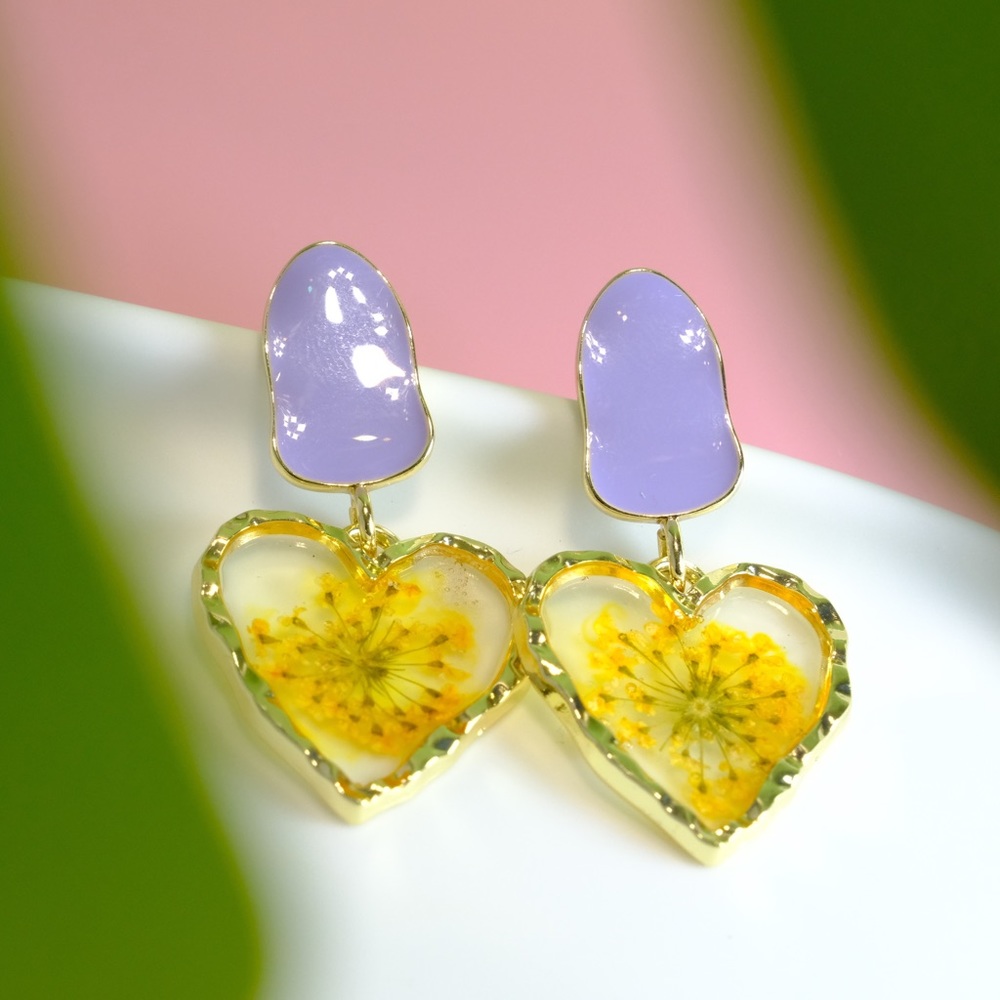 Floral earrings heart shaped